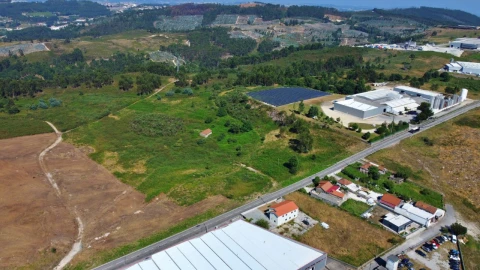 Terreno para Venda em Lustosa e Barrosas (Santo Estêvão)