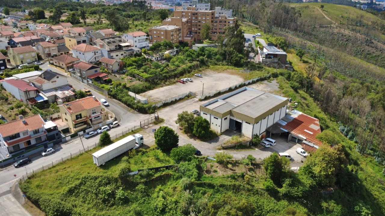 Armazém para Venda em Ermesinde Foto 3