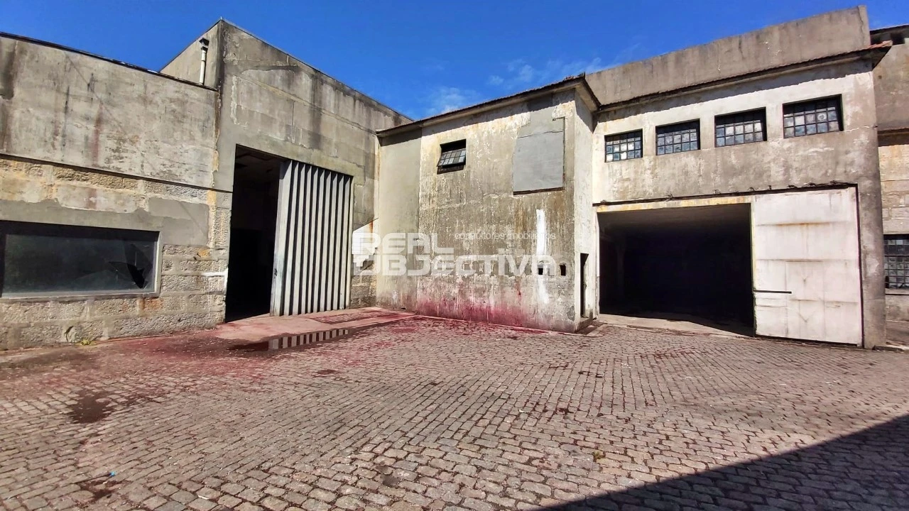 Armazém para Venda em Rebordões Foto 24