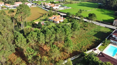 Terreno para Venda em Modivas
