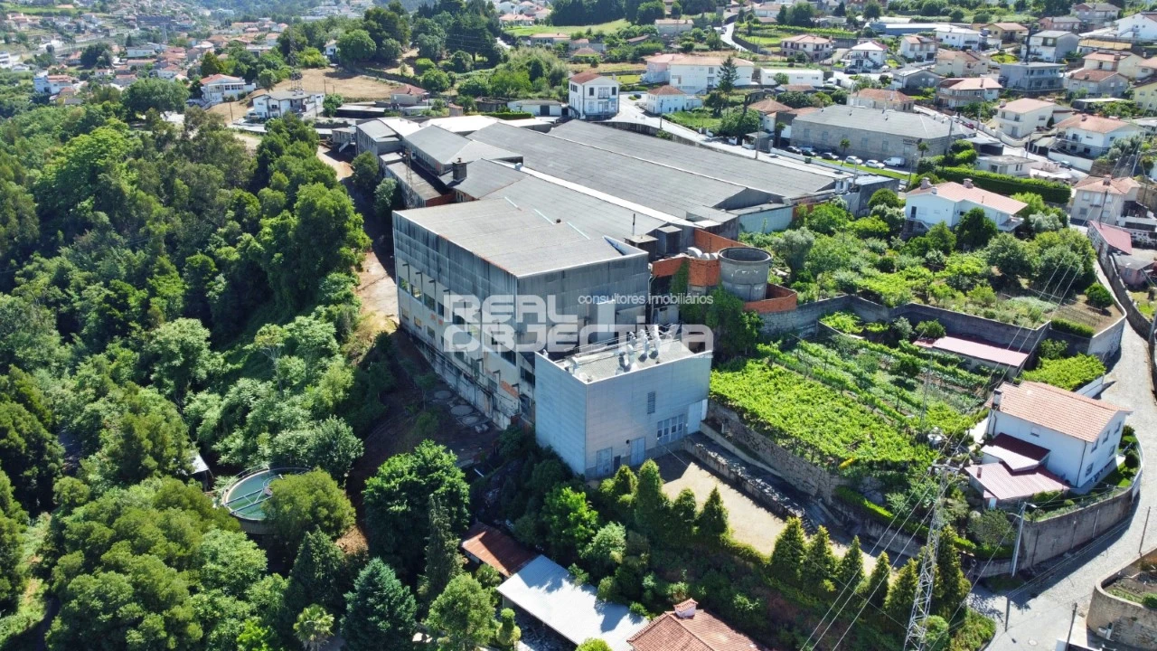 Armazém para Arrendamento em Rebordões Foto 33