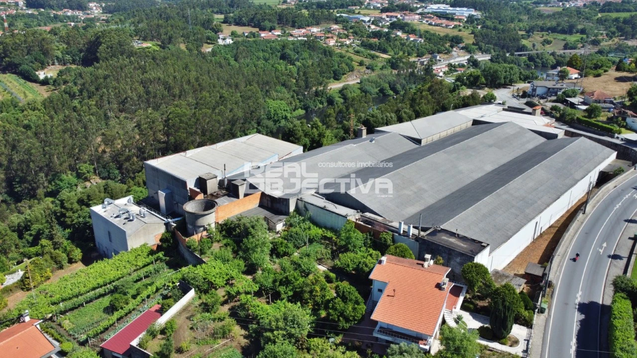 Armazém para Arrendamento em Rebordões Foto 34