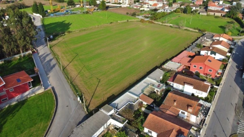 Terreno para Venda em Castêlo da Maia