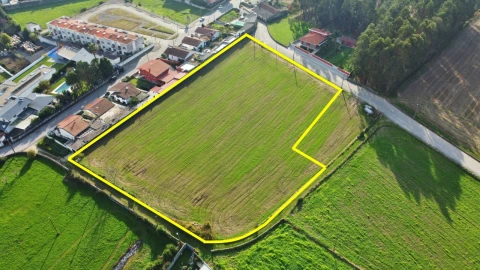 Terreno para Venda em Castêlo da Maia