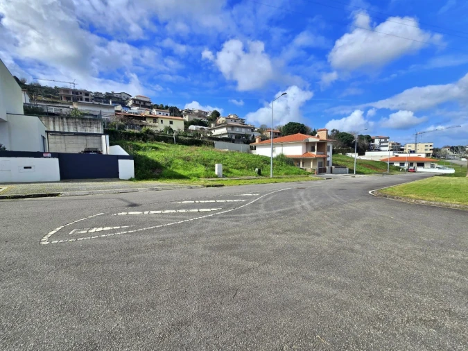 Terreno para Venda em Alvarelhos e Guidões Foto 5