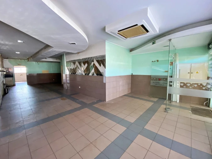 Loja para Venda em Custóias, Leça do Balio e Guifões Foto 2