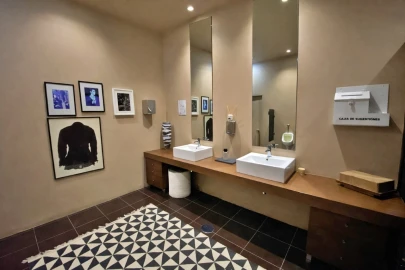 Armazém para Venda em Bougado (São Martinho e Santiago)