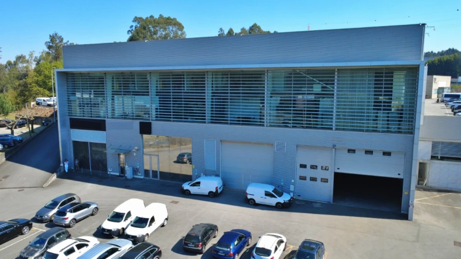 Armazém para Venda em Bougado (São Martinho e Santiago)