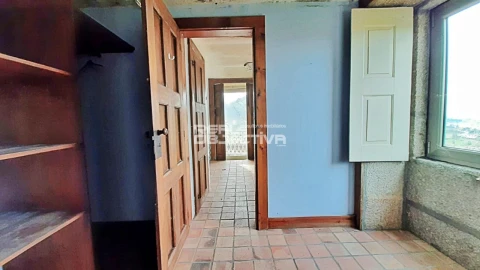 Moradia T6 para Venda em São Tomé de Negrelos