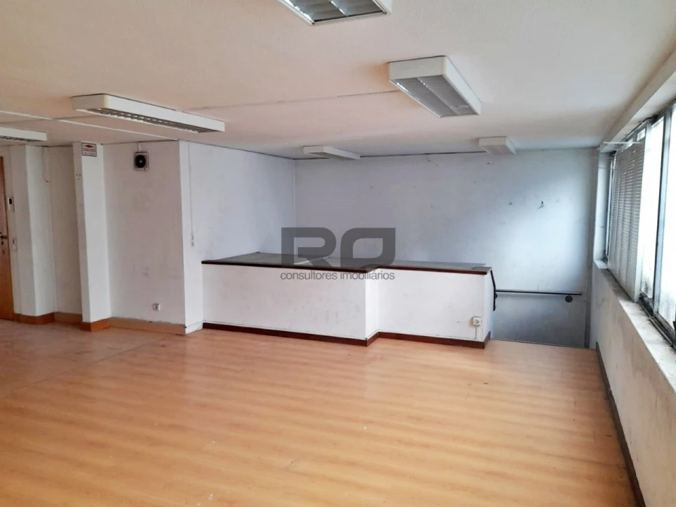 Loja para Arrendamento em Matosinhos e Leça da Palmeira Foto 7