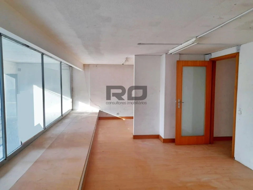 Loja para Arrendamento em Matosinhos e Leça da Palmeira Foto 8