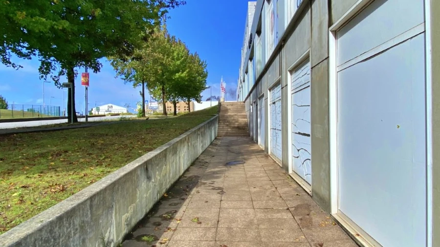 Loja para Arrendamento em Moreira