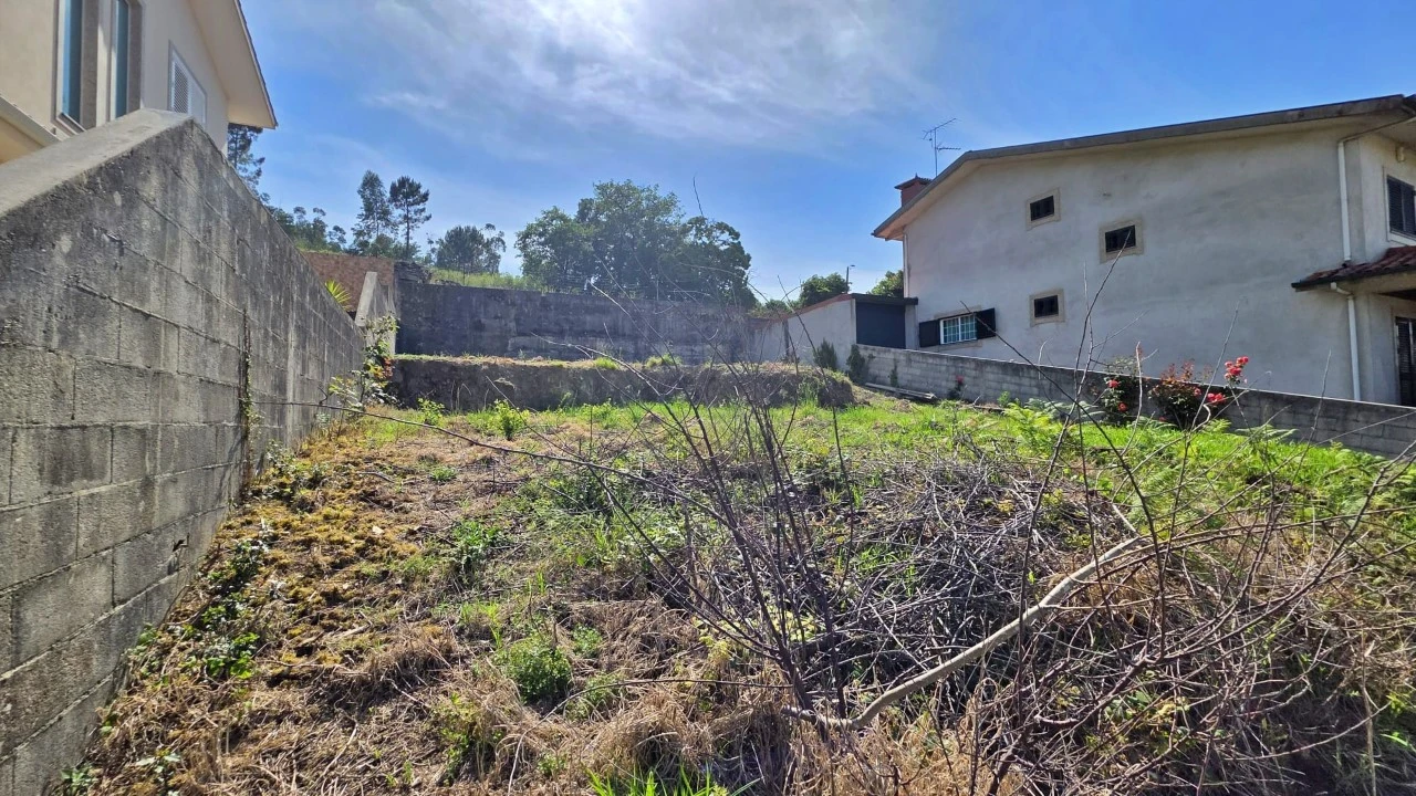 Terreno para Venda em Fornelo e Vairão Foto 4