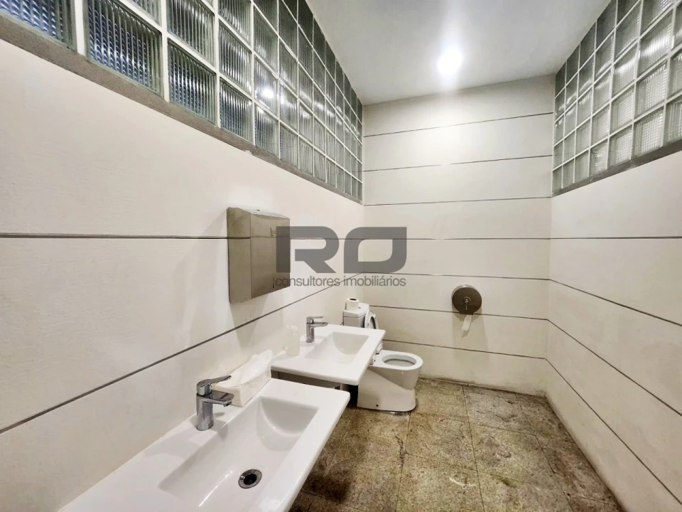 Armazém para Arrendamento em Escapães Foto 11