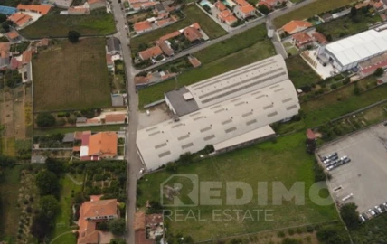 Armazém para Venda em Cortegaça