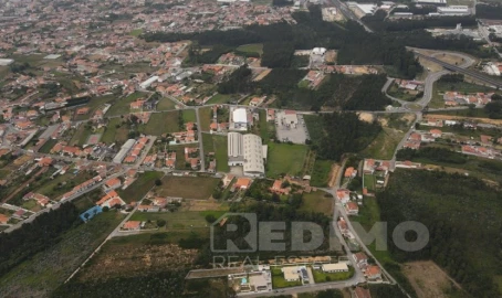 Armazém para Venda em Cortegaça