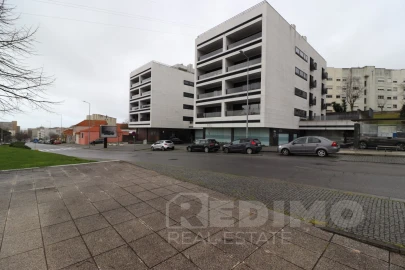 Loja para Arrendamento em Matosinhos e Leça da Palmeira