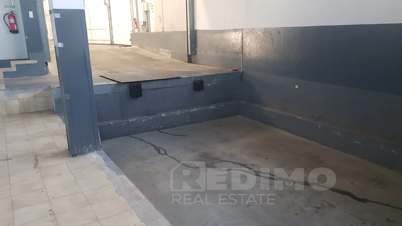 Armazém para Arrendamento em Santa Maria da Feira, Travanca, Sanfins e Espargo Foto 12