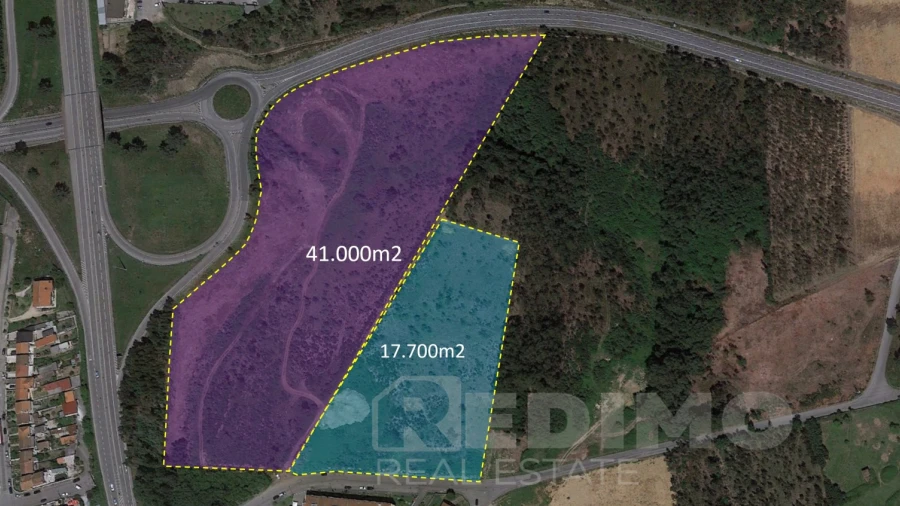 Terreno Comércio / Armazém para Venda em Arrifana