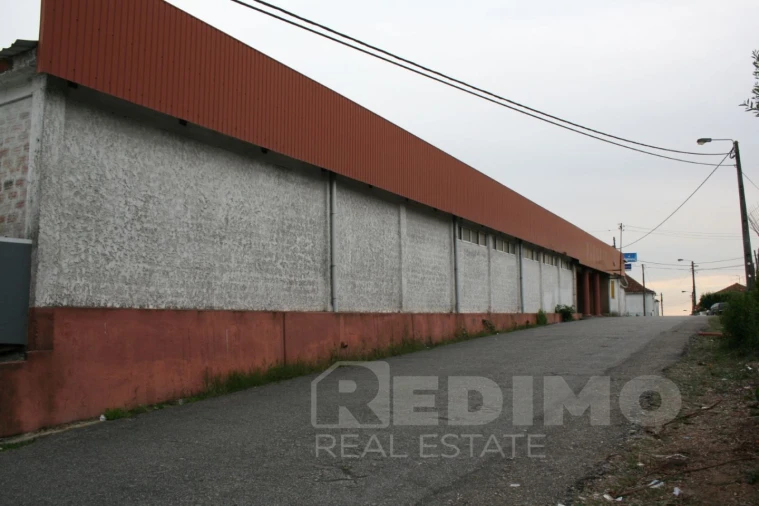 Armazém para Venda em Arrifana Foto 3
