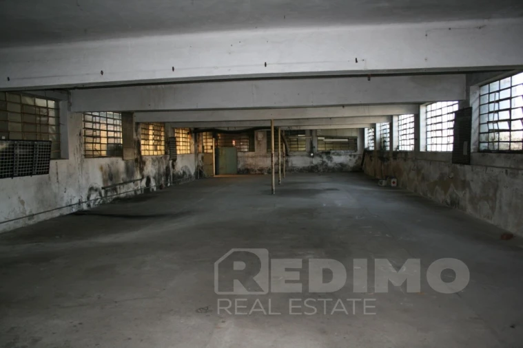 Armazém para Venda em Arrifana Foto 5
