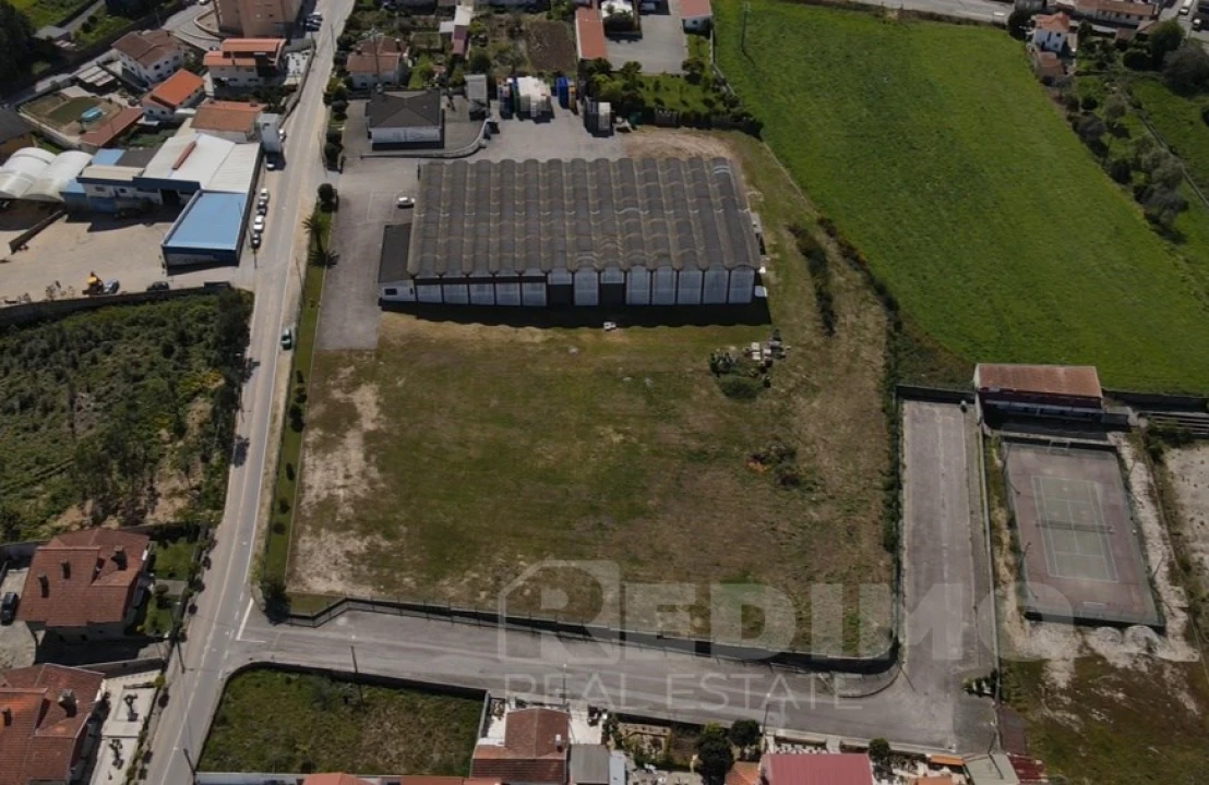 Armazém para Arrendamento em São Miguel do Souto e Mosteirô Foto 19