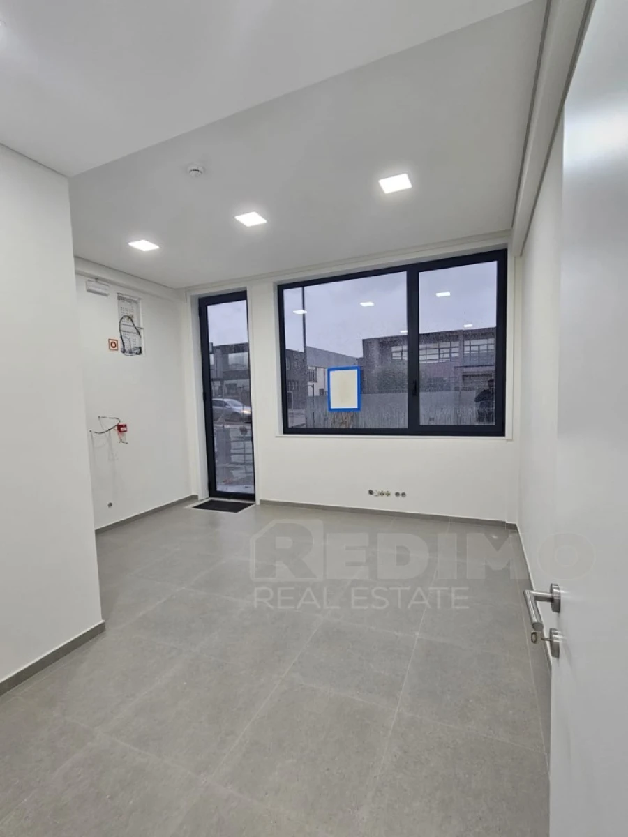 Armazém para Arrendamento em Canedo, Vale e Vila Maior Foto 14