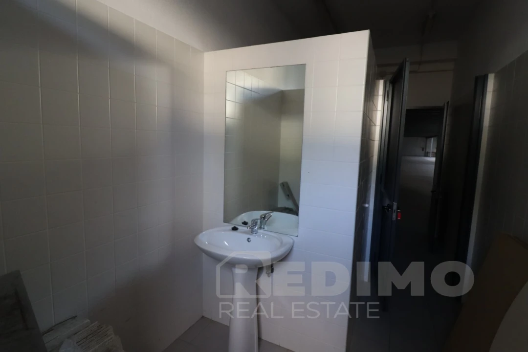 Armazém para Arrendamento em Nogueira do Cravo e Pindelo Foto 18