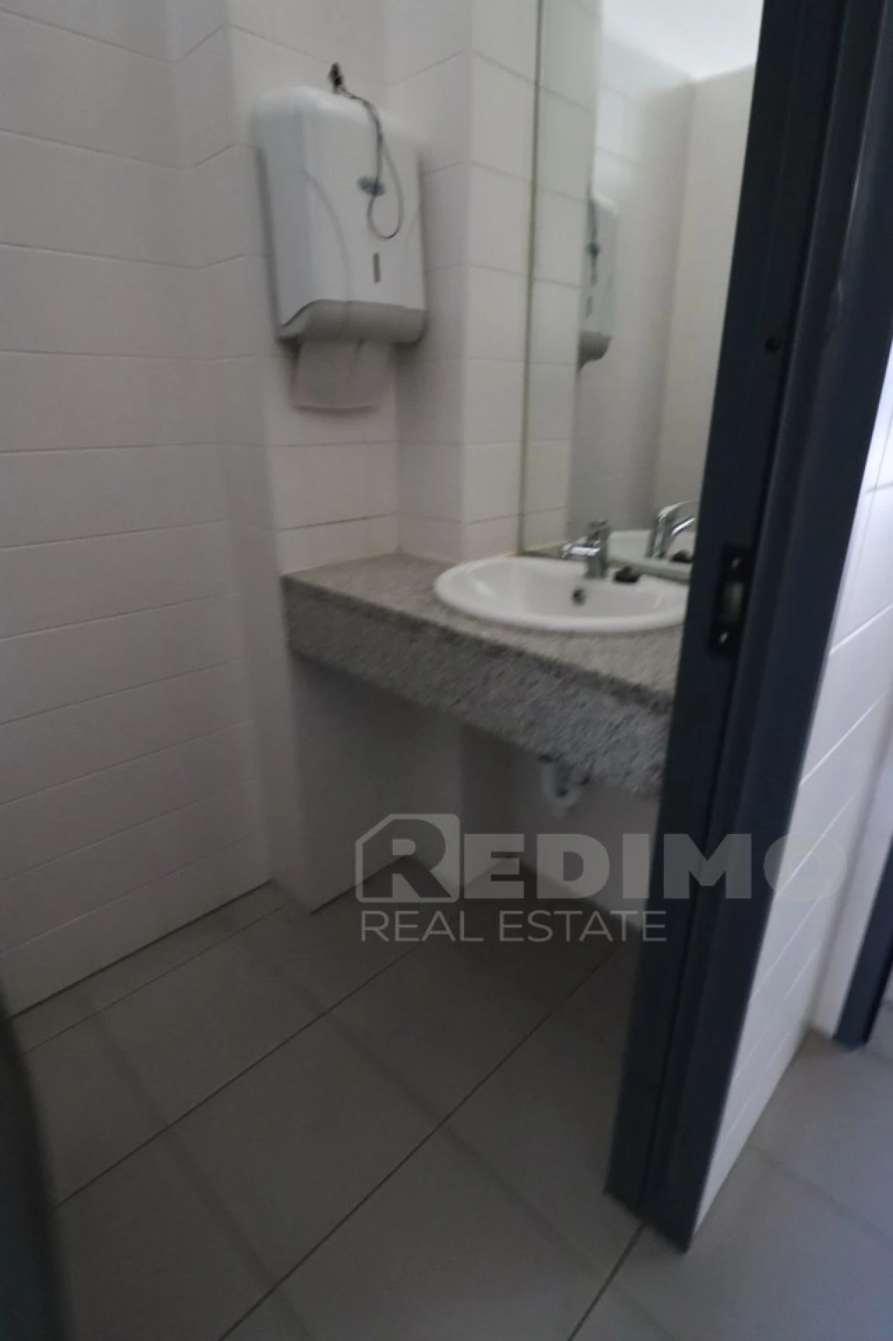 Armazém para Arrendamento em Nogueira do Cravo e Pindelo Foto 19