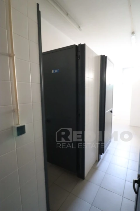 Armazém para Arrendamento em Nogueira do Cravo e Pindelo