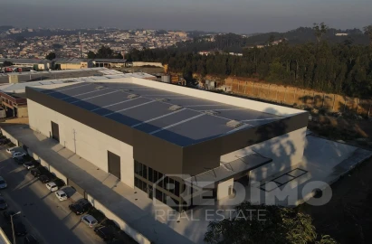 Armazém para Arrendamento em Lourosa