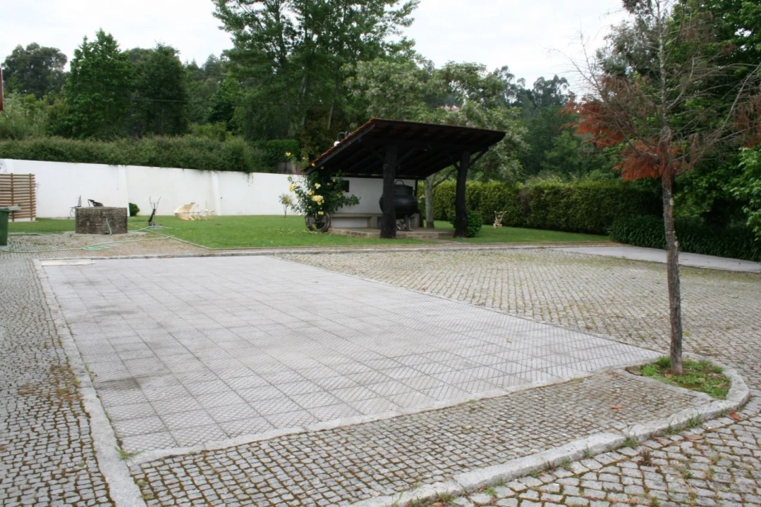 Negócio para Cedência de Quotas em Escapães Foto 7