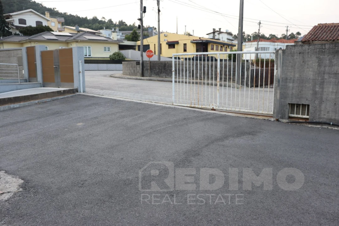 Armazém para Arrendamento em Romariz Foto 14