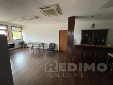 Armazém para Arrendamento em Santa Maria da Feira, Travanca, Sanfins e Espargo