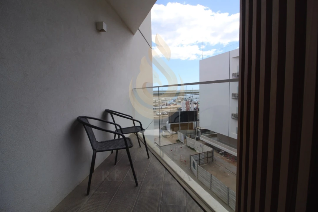 Apartamento T2 para Venda em Olhão Foto 13