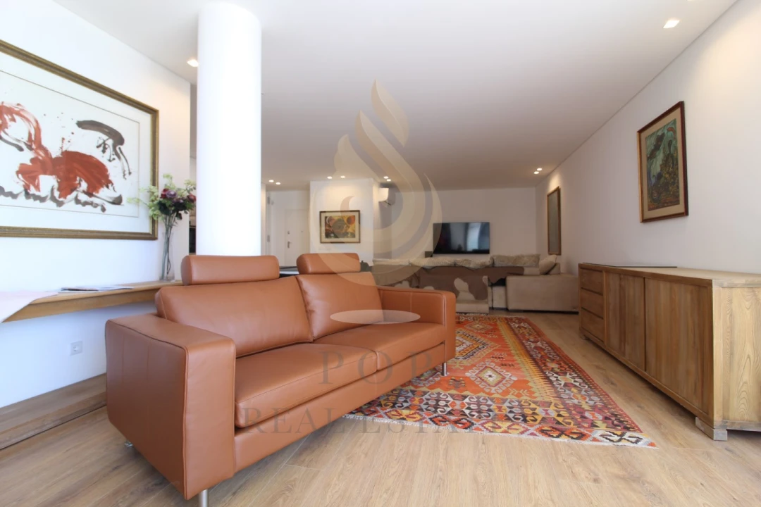Apartamento T2 para Venda em Olhão Foto 4