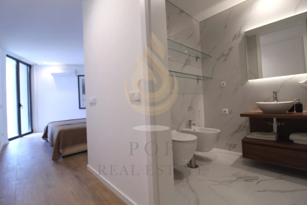 Apartamento T2 para Venda em Olhão Foto 13