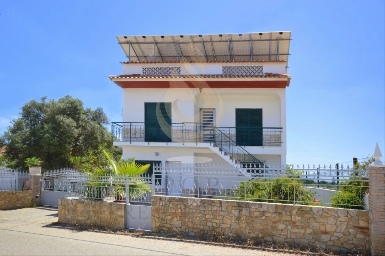 Quinta T5 para Venda em Pechão Foto 3