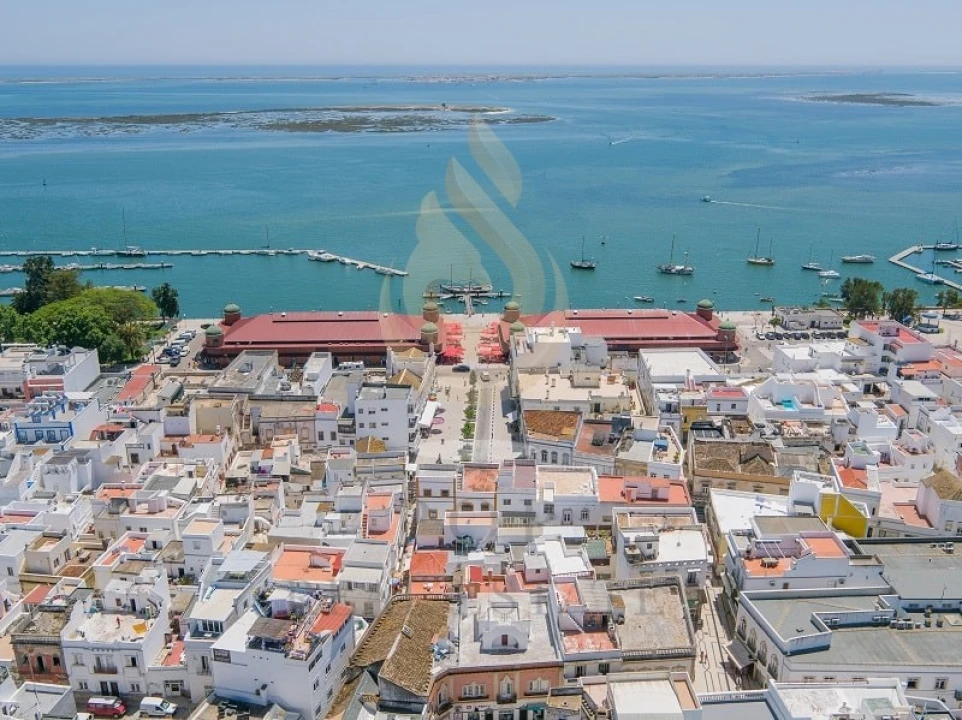 Apartamento T3 para Venda em Quelfes Foto 19