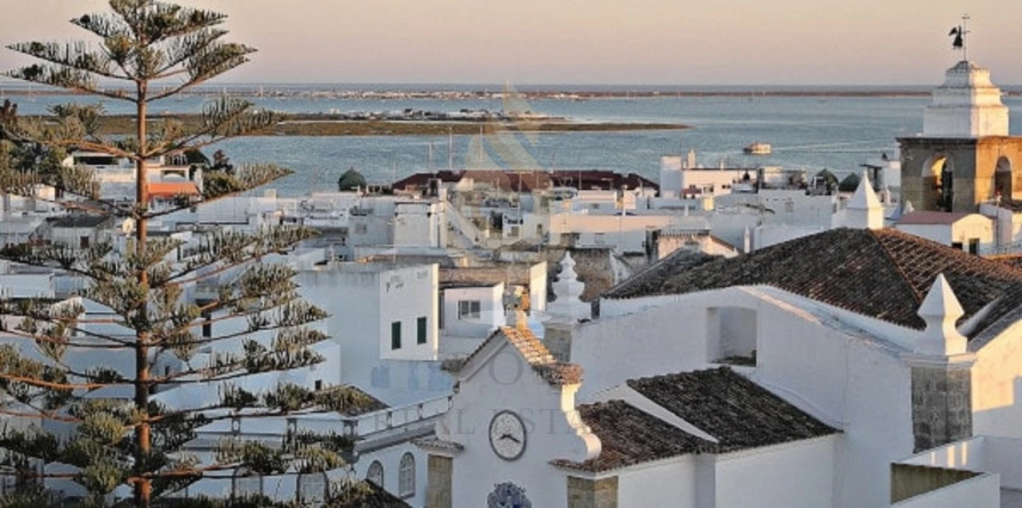 Apartamento T3 para Venda em Quelfes Foto 20