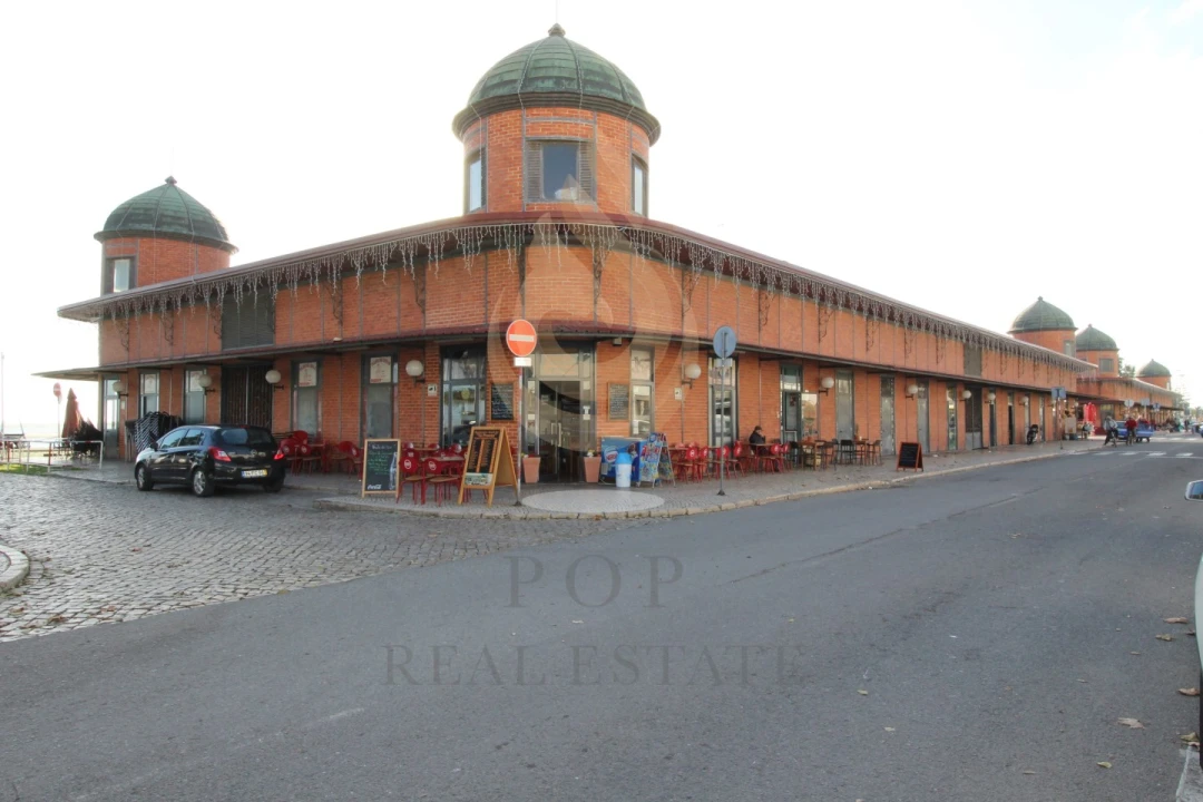 Apartamento T3 para Venda em Quelfes Foto 18