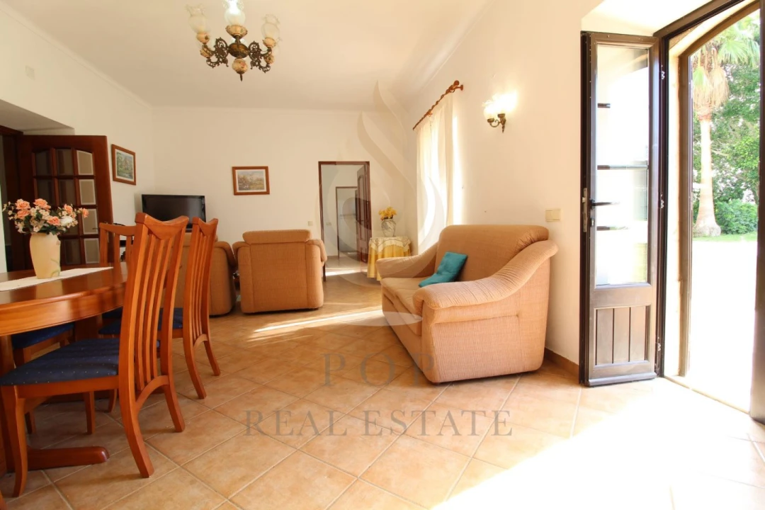 Moradia T4 para Venda em Boliqueime Foto 14