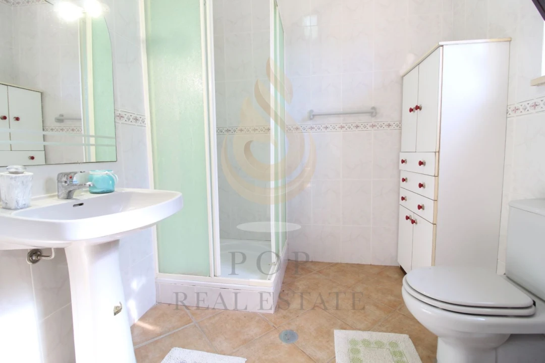 Moradia T4 para Venda em Boliqueime Foto 21