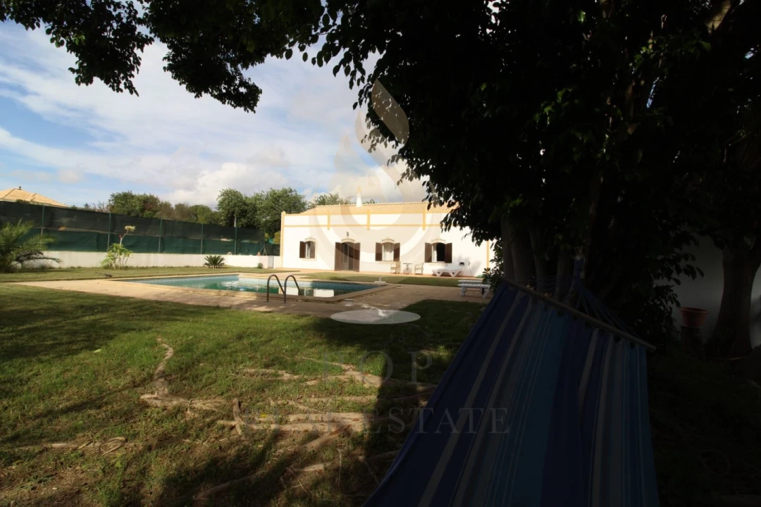 Moradia T4 para Venda em Boliqueime Foto 28