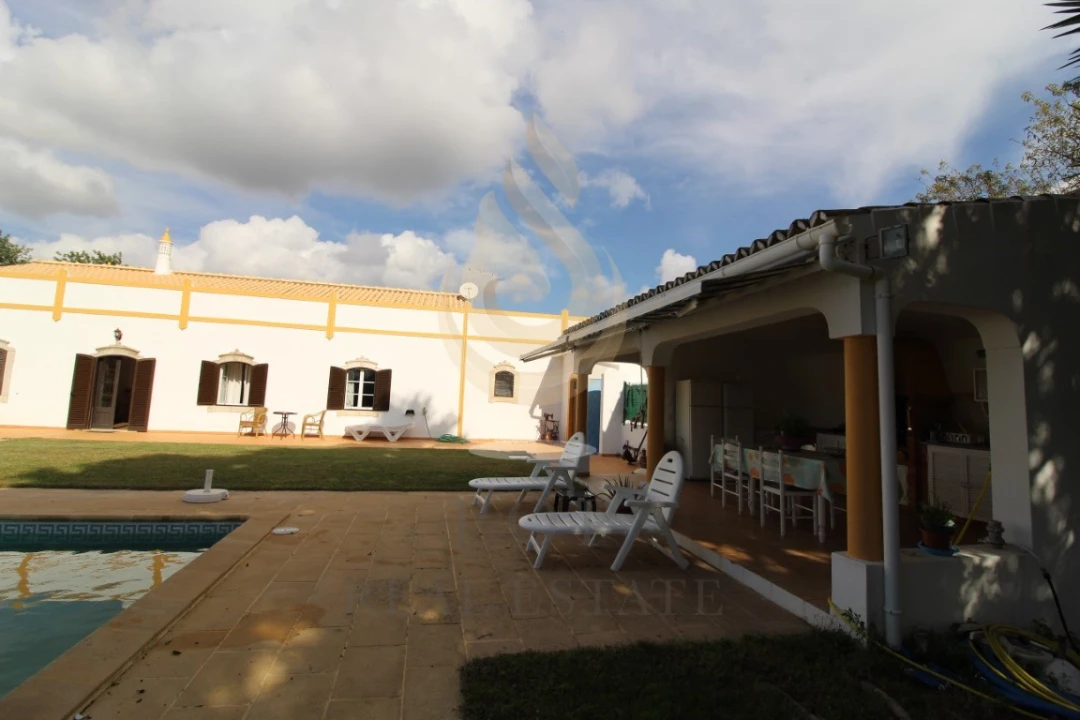 Moradia T4 para Venda em Boliqueime Foto 31