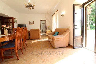 Moradia T4 para Venda em Boliqueime