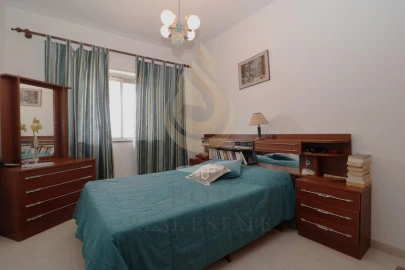Quinta T3 para Venda em Loule (São Sebastião)
