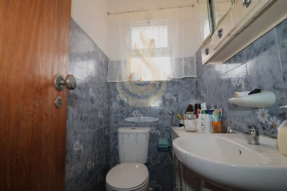 Quinta T3 para Venda em Loule (São Sebastião)