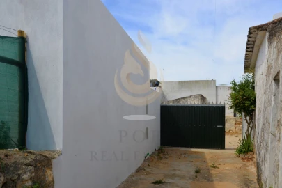 Moradia T4 para Venda em Moncarapacho e Fuseta