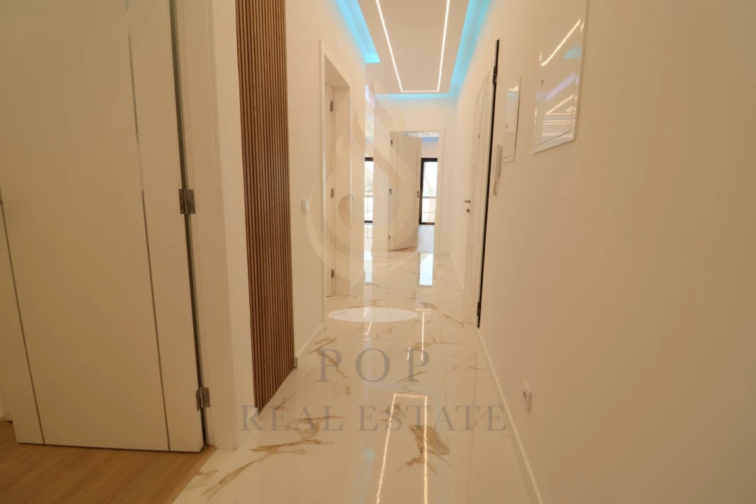 Apartamento T3 para Venda em Quarteira Foto 10